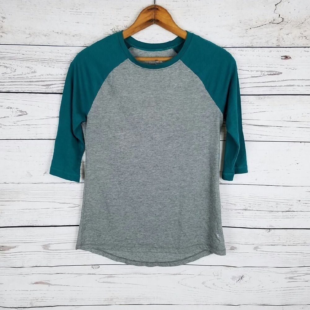 Daskin Tee